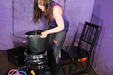 view details of set gm-2w138, Felicity washes the buckets and herself