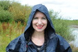 view details of set gm-3m026, Honeysuckle bathes in mud in rainwear