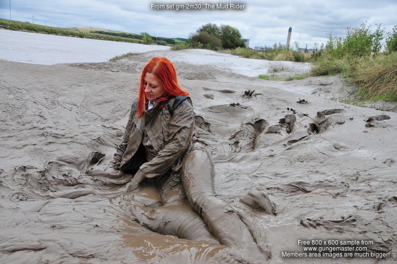 The Mud Rider - Rosemary wears her beautiful cream jodhpurs into the ...